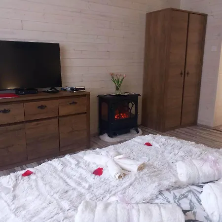 White Wood House - *